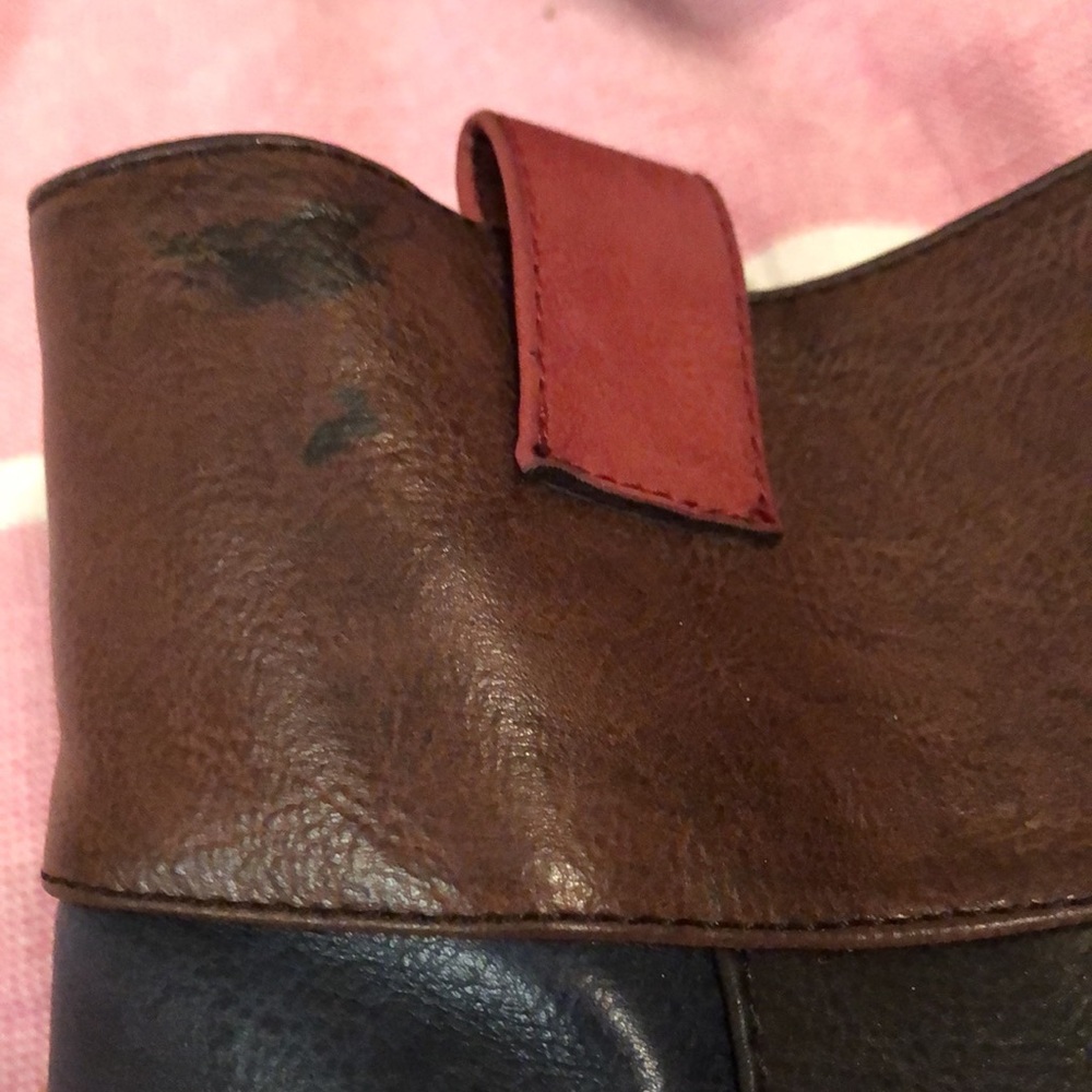 Great condition French Blu heeled ankle boots— very minor flaws! - Picture 6 of 12